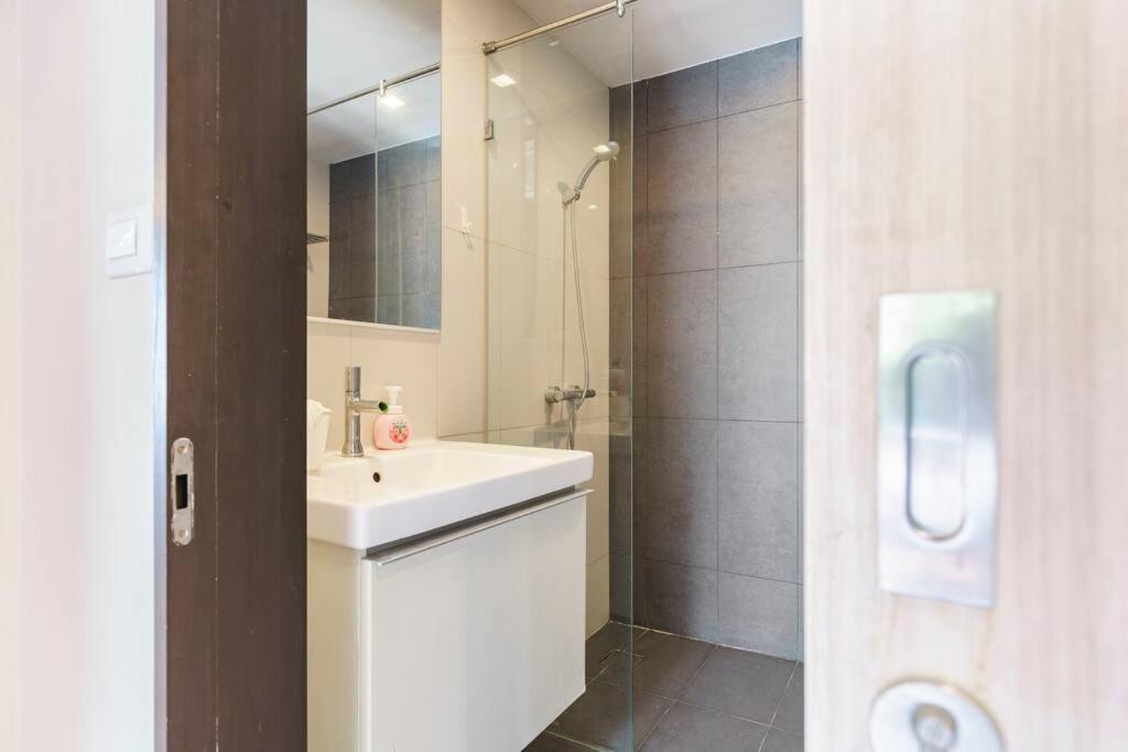 Căn hộ 2 Bedrooms, Bts Asok, Terminal 21, Sukhumvit